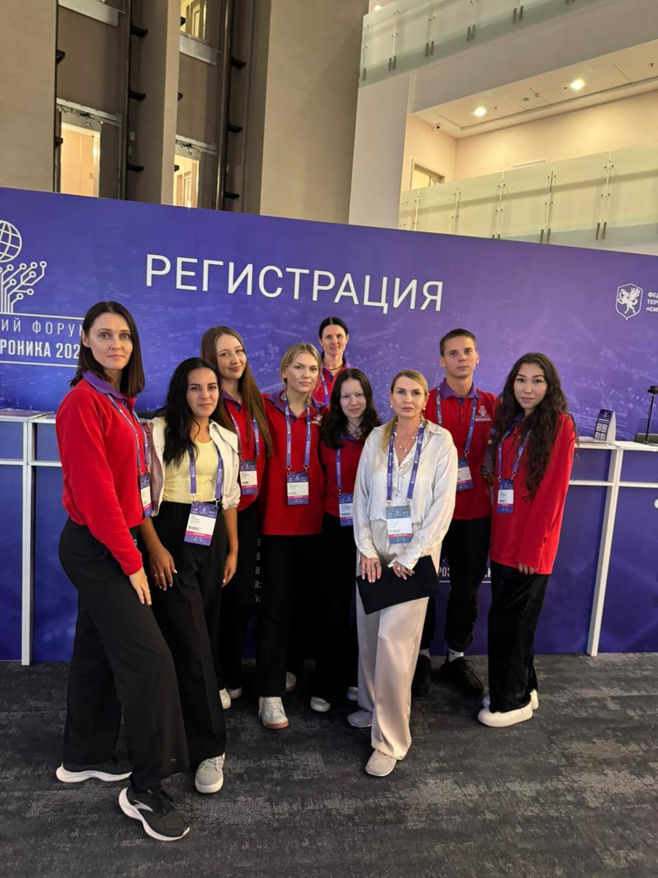 Персонал SGFilm в зале и backstage